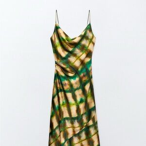 Elegant Green and Gold Women's Dress